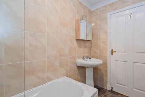 010-64 Sandy Road Carluke ML8 5DH.jpg