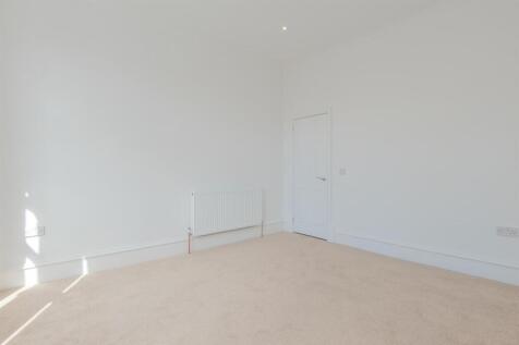 014-46 Main St, Wishaw ML2 7AF.jpg