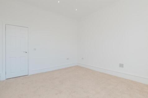 015-46 Main St, Wishaw ML2 7AF.jpg