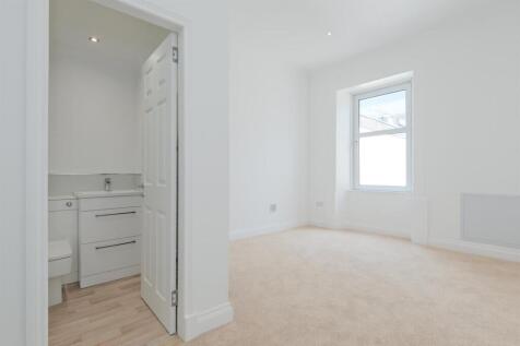 020-46 Main St, Wishaw ML2 7AF.jpg