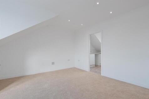 044-46 Main St, Wishaw ML2 7AF.jpg
