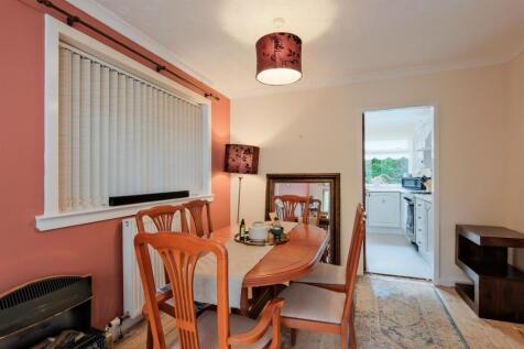 029-70 Alan Avenue, Carluke, ML8 5UA.jpg