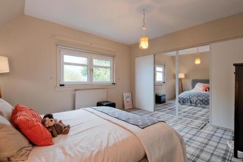 037-70 Alan Avenue, Carluke, ML8 5UA.jpg