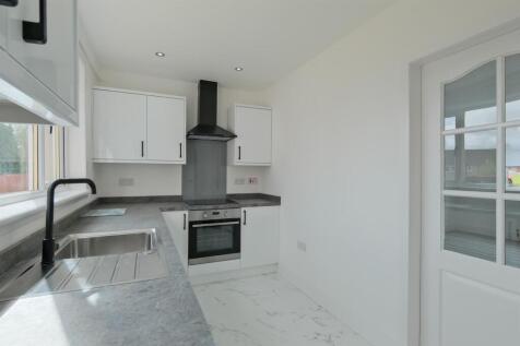 023-1 Innellin Crescent, Shotts ML4 4DB.jpg