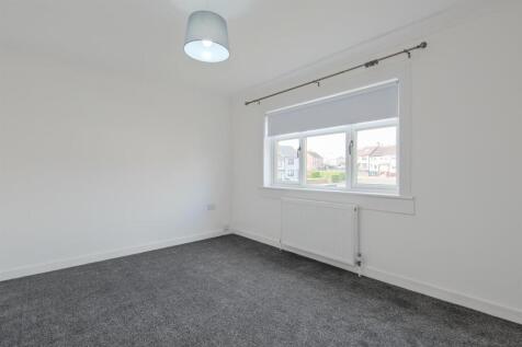 008-1 Innellin Crescent, Shotts ML4 4DB.jpg