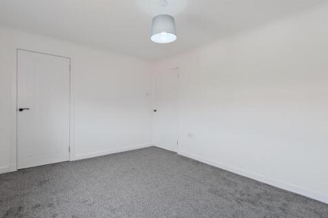 010-1 Innellin Crescent, Shotts ML4 4DB.jpg