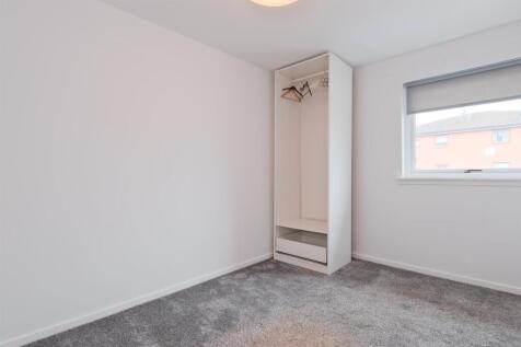 003-32 Cairn Court, Motherwell, ML1 1TD.jpg
