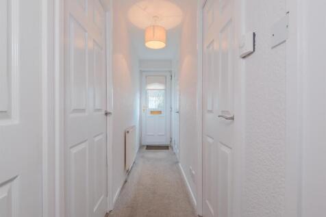 009-18 Calderbank View, Baillieston G69 7RL.jpg
