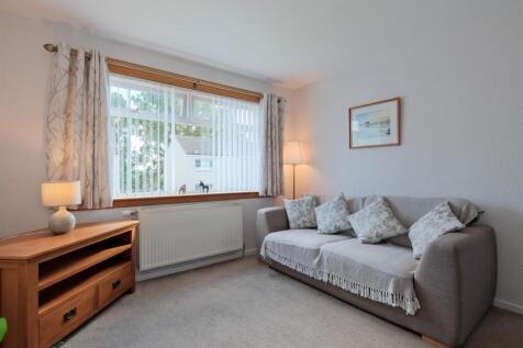 011-18 Calderbank View, Baillieston G69 7RL.jpg