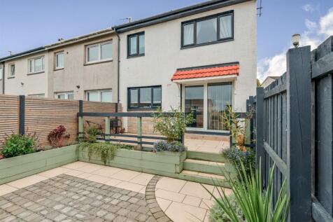 008-32 Kenmore Way, Carluke ML8 5RZ.jpg