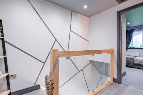 029-32 Kenmore Way, Carluke ML8 5RZ.jpg