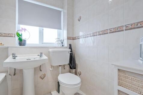 035-32 Kenmore Way, Carluke ML8 5RZ.jpg