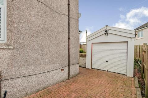 037-241 Dyfrig St, Shotts ML7 4BY.jpg