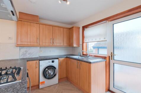 013-5 Mayfield Place, Carluke ML8 4HQ.jpg