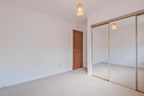 022-5 Mayfield Place, Carluke ML8 4HQ.jpg