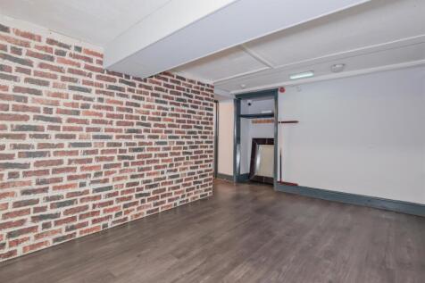 012-The Kirkton Inn, 10 Kirkton Street, Carluke ML