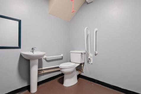 022-The Kirkton Inn, 10 Kirkton Street, Carluke ML