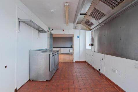 029-The Kirkton Inn, 10 Kirkton Street, Carluke ML