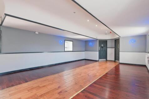 042-The Kirkton Inn, 10 Kirkton Street, Carluke ML