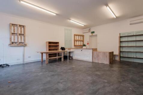 001-208 Riverside Rd Kirkfieldbank ML11 9JJ.jpg