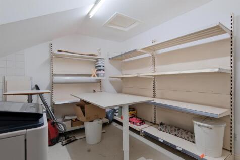 008-208 Riverside Rd Kirkfieldbank ML11 9JJ.jpg