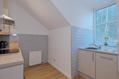 002-7 Blair Rd, Crossford, Carluke ML8 5QU.jpg