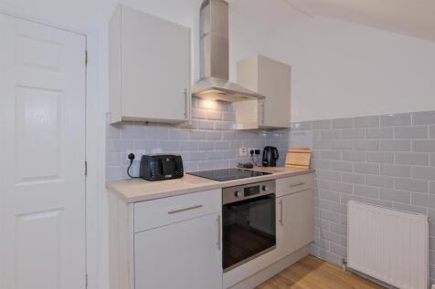 004-7 Blair Rd, Crossford, Carluke ML8 5QU.jpg