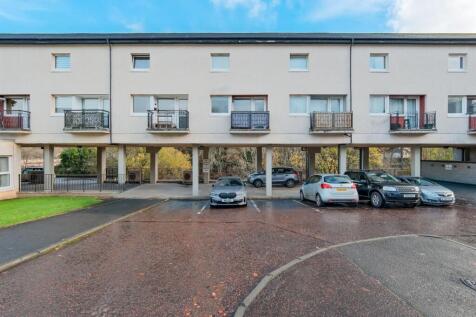 002-10 Forrest Place Crossford ML8 5RB.jpg