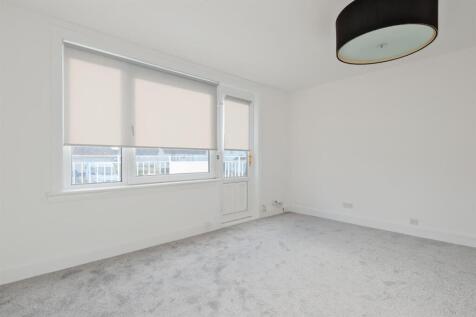 008-28 Burnside Avenue.jpg