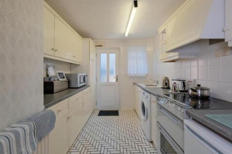 013-44 Ettrick Street Wishaw ML2 7.jpg