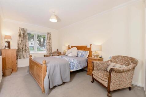 Cambridge Lodge.jpg