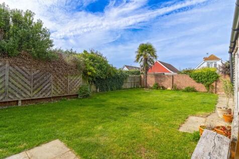 For Sale by Aspire Residential - Courtlands Close