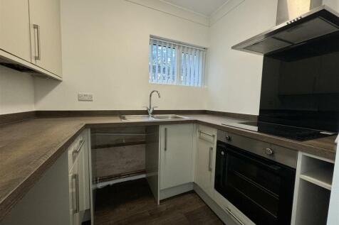 For Sale by Aspire Residential - Clive Court