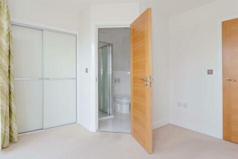 13 Bluebell Way_3.JPG