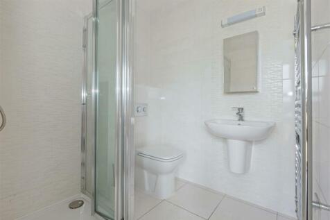 13 Bluebell Way_4.JPG