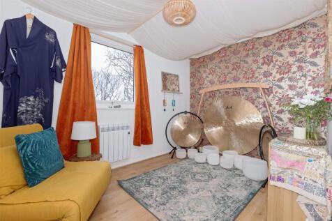 For Sale by Aspire Residential - Strone Court