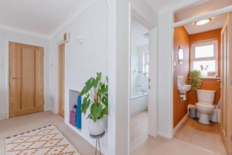 For Sale by Aspire Residential - Walberton Court