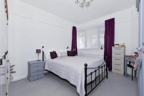 For Sale by Aspire Residential | Nutley Crescent