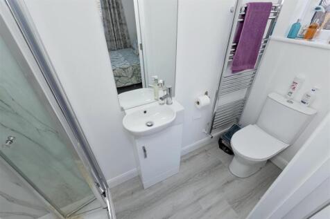 For Sale by Aspire Residential | Nutley Crescent