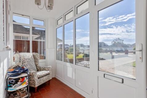 For Sale by Aspire Residential | Nutley Crescent