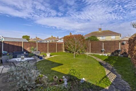 For Sale by Aspire Residential | Nutley Crescent