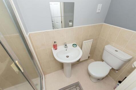 For Sale by Aspire Residential | Teulon Court