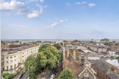 For Sale by Aspire Residential | Arundel Lodge