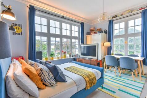 For Sale by Aspire Residential | Bath Road