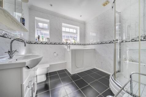 For Sale by  Aspire Residential | Glynde Avenue