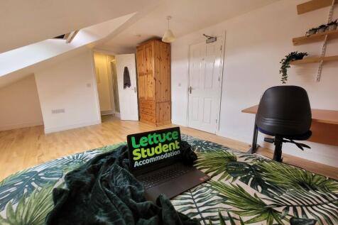 Large Ensuite