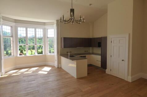 Living Room/Kitchen