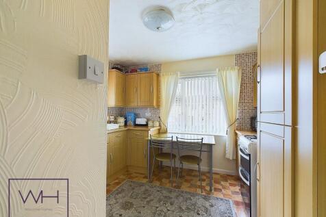 CAM03785G0-PR0182-ST