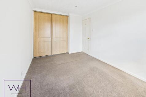 CAM03785G0-PR0246-ST