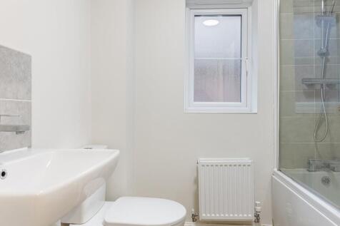20 Riverside Lane, W